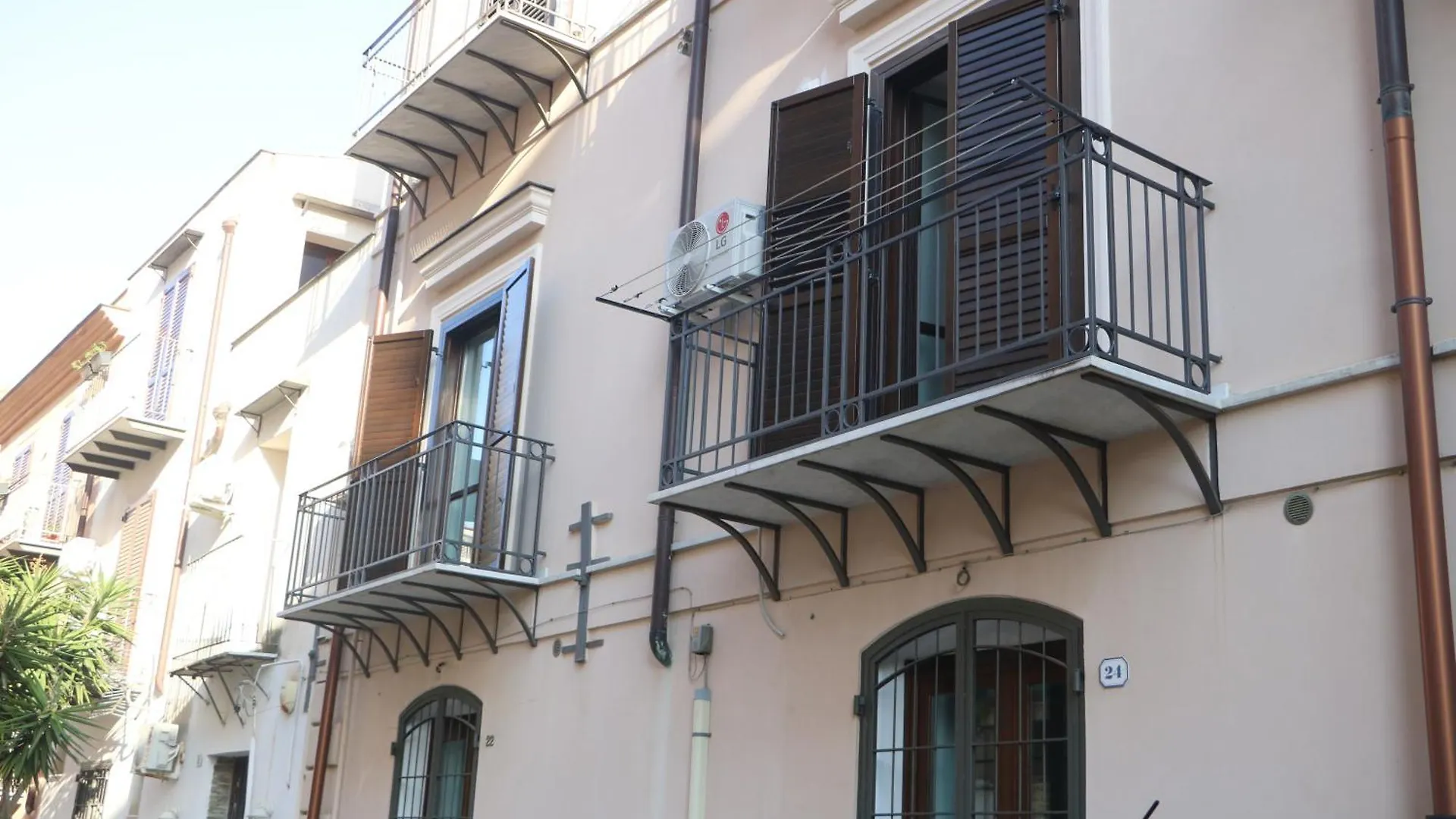 Appartamento Nel Centro Storico Di Palermo -Lulyani Holiday House 意大利