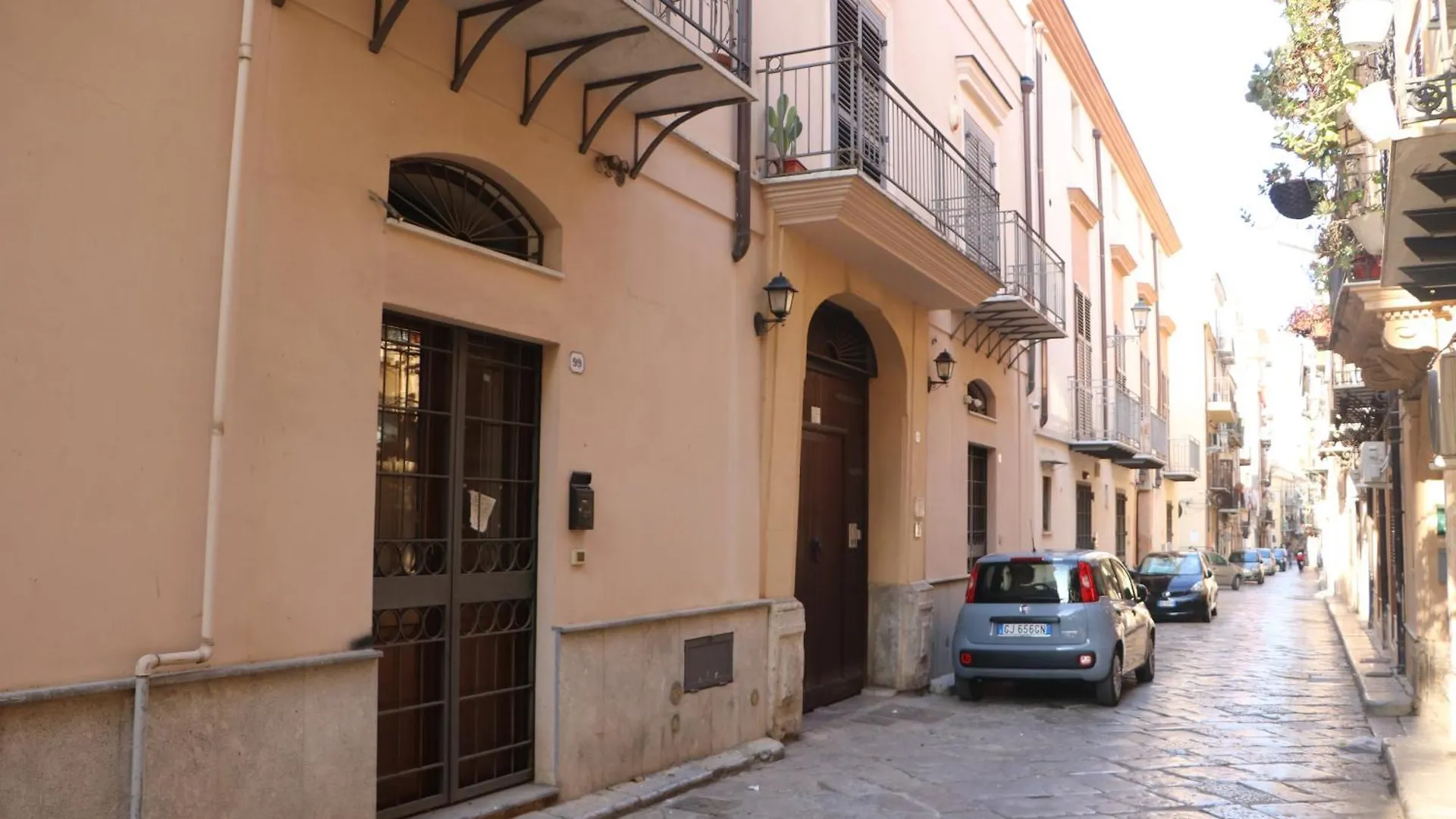 Appartamento Nel Centro Storico Di Palermo -Lulyani Holiday House شقة